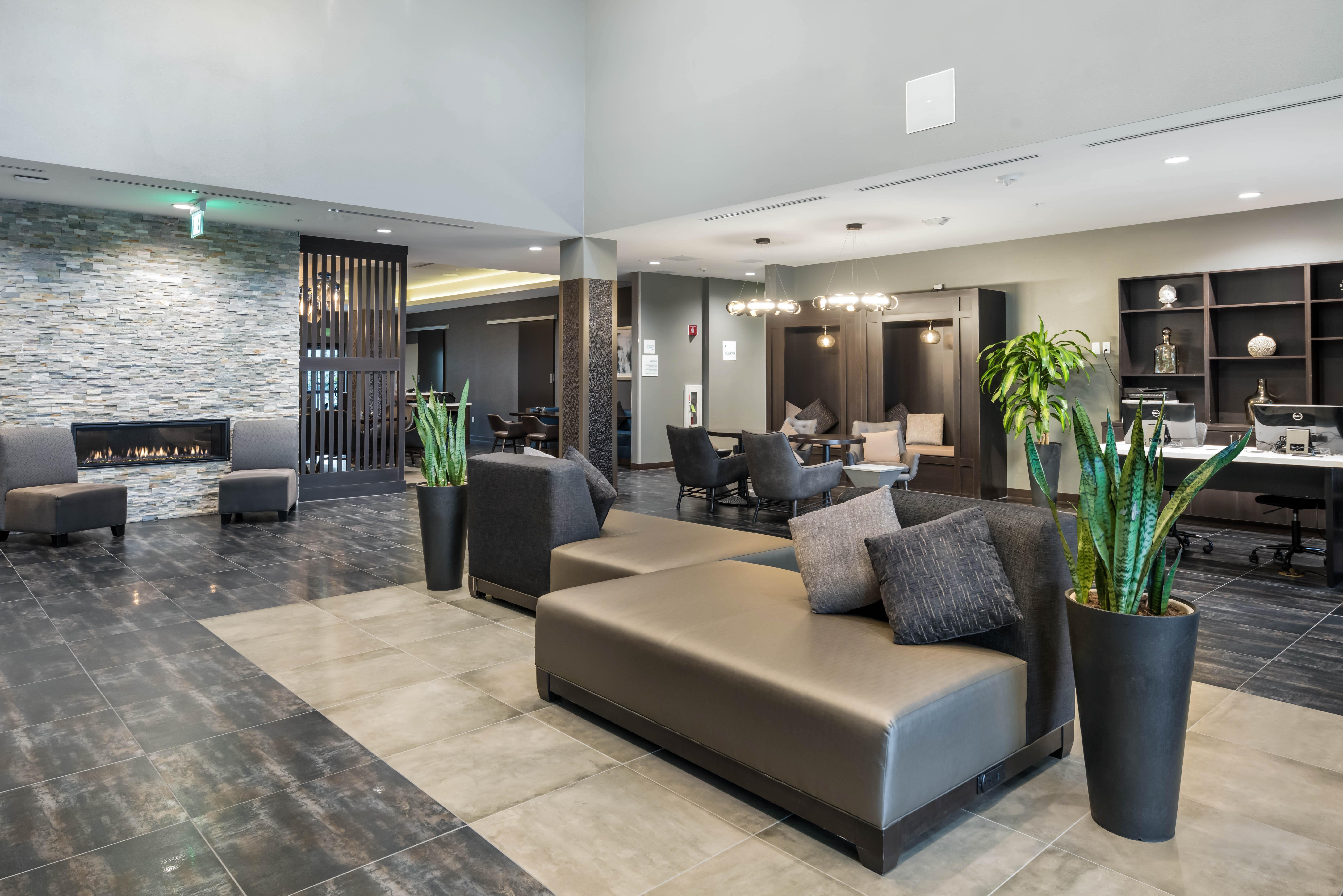 Holiday Inn Hotel & Suites Silicon Valley - Milpitas By Ihg Extérieur photo