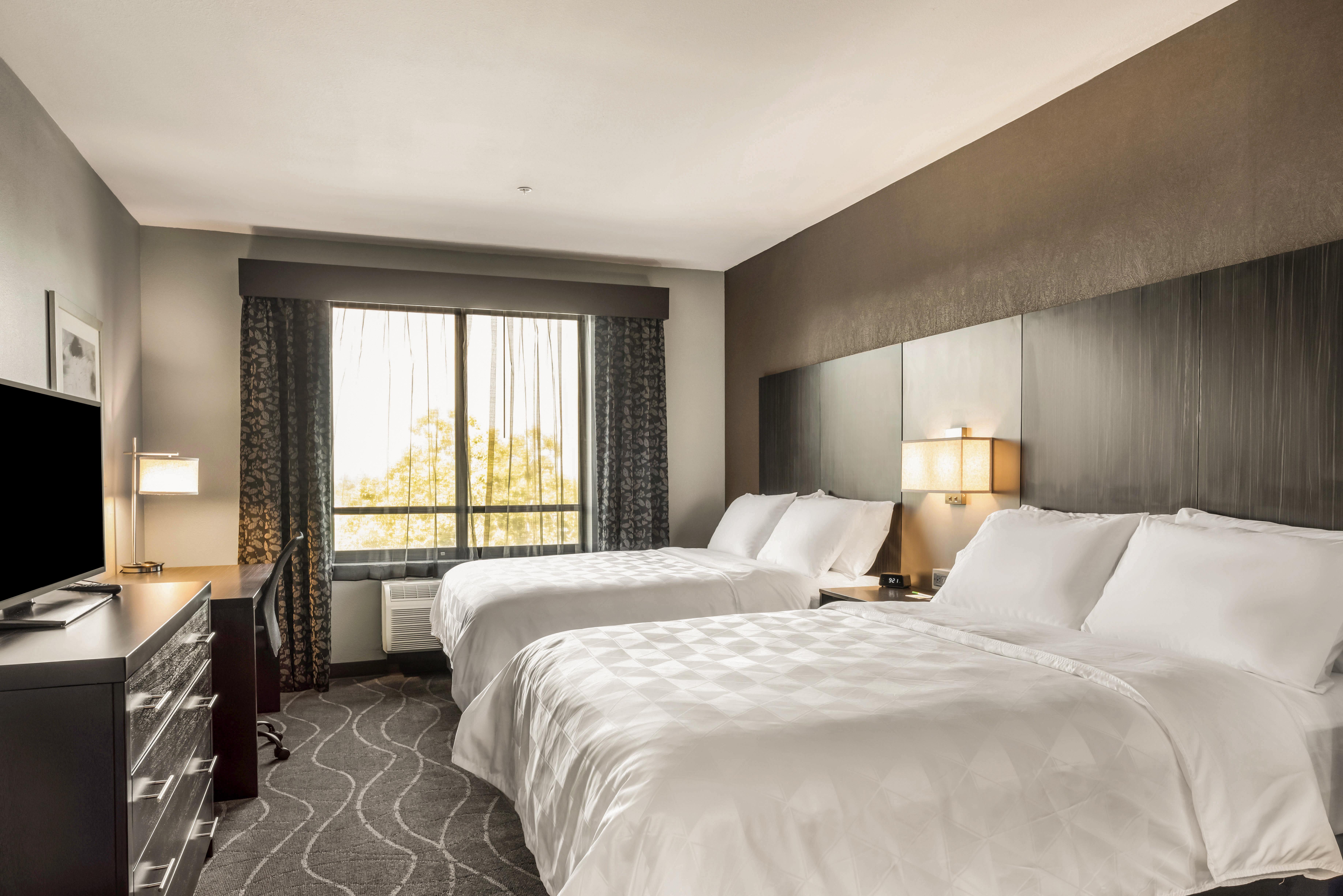 Holiday Inn Hotel & Suites Silicon Valley - Milpitas By Ihg Extérieur photo