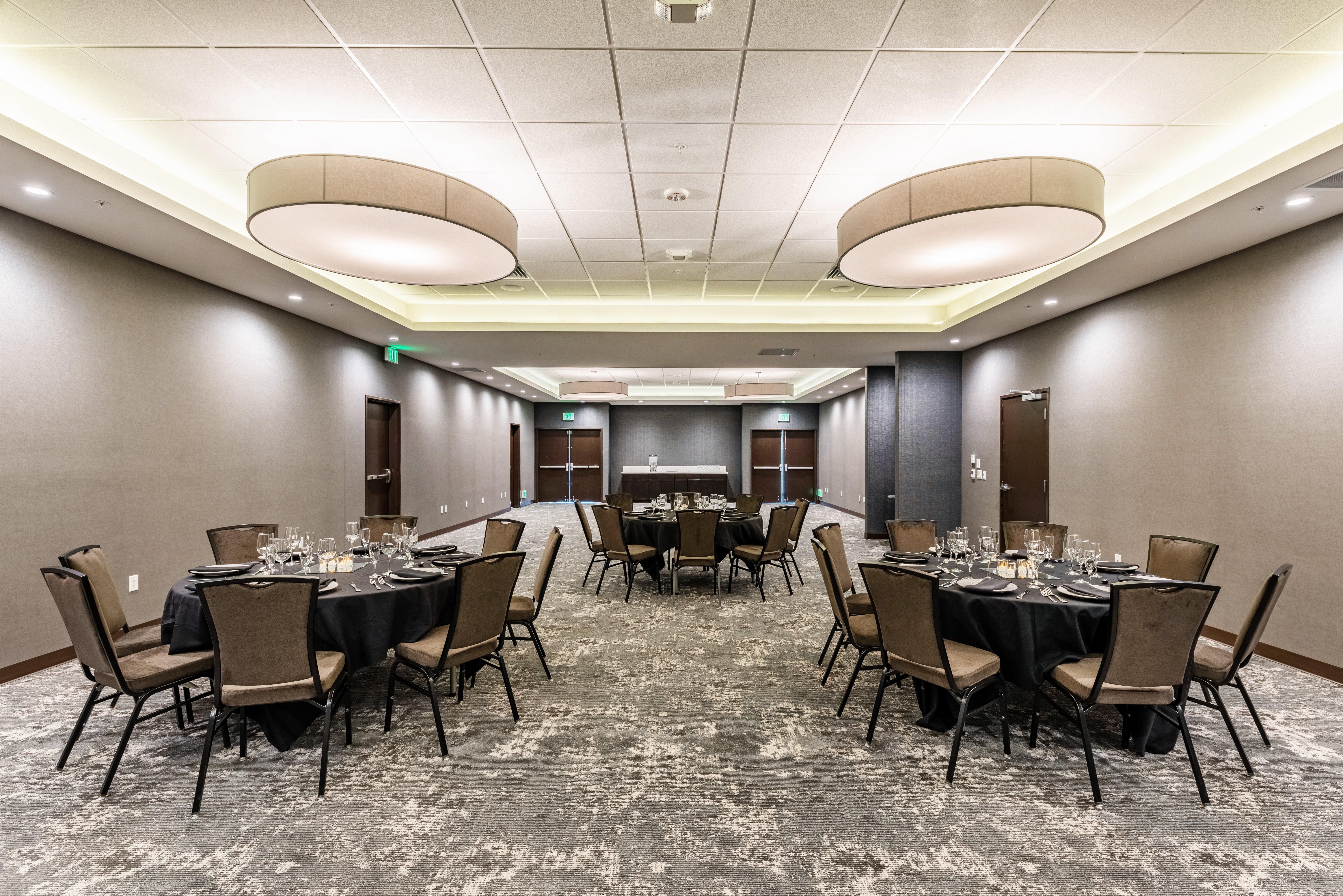 Holiday Inn Hotel & Suites Silicon Valley - Milpitas By Ihg Extérieur photo